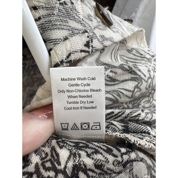 Coldwater Creek Floral Women's Button Down Collard Top Shirt Small Petite - Picture 9 of 9